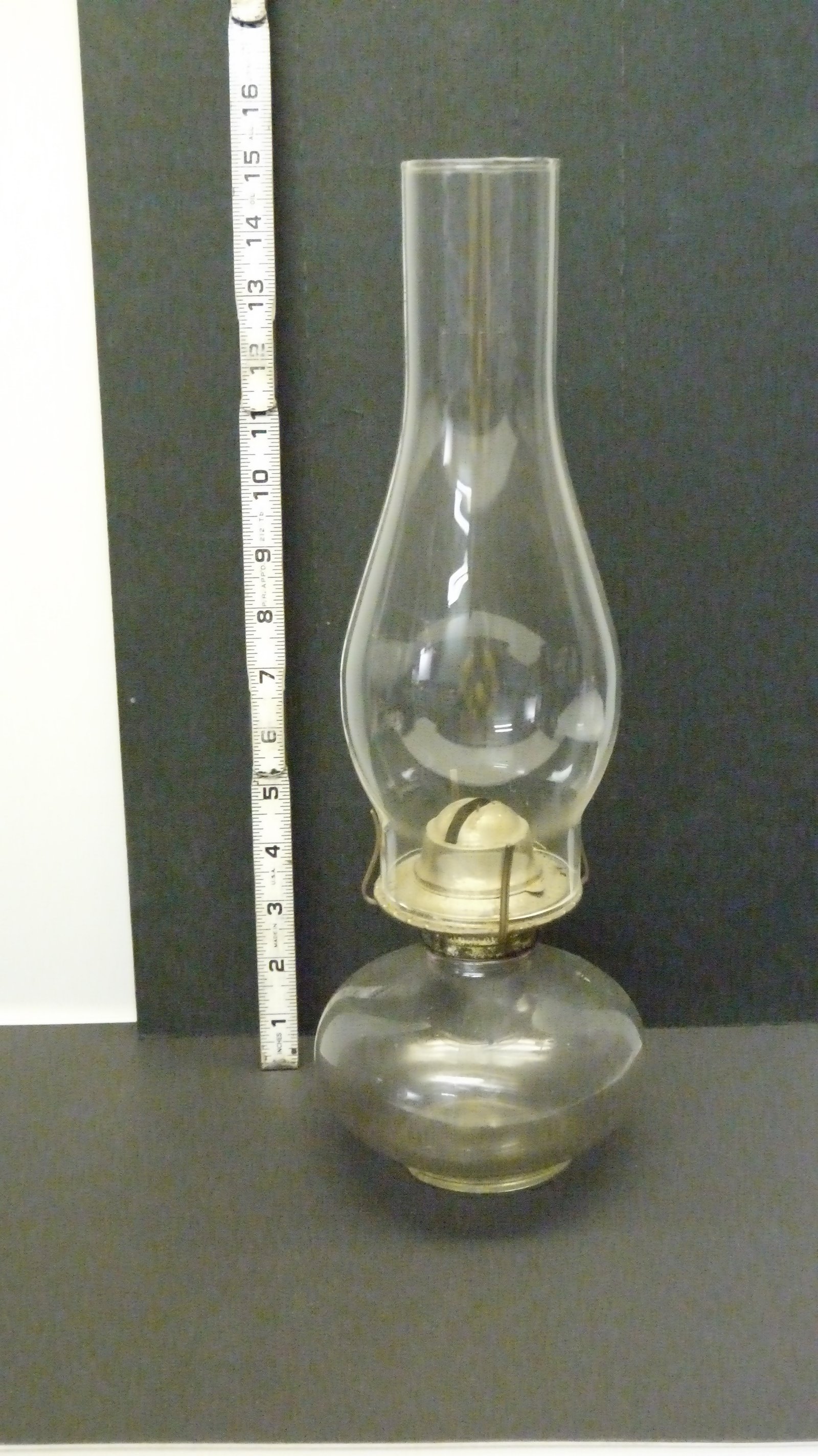 Clear Glass Pedestal Kerosene Oil Lamp with Chimney